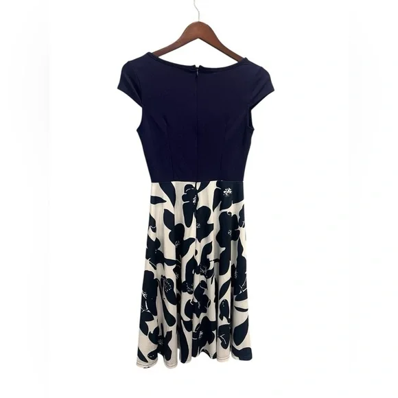 NWT Homeyee Navy and White Floral A-Line Dress Size Small - Picture 3 of 6